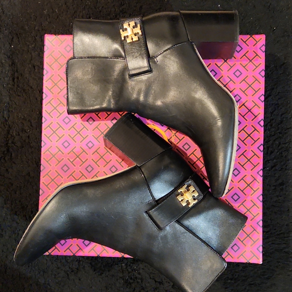 Tory Burch Kira Bootie Sz 8